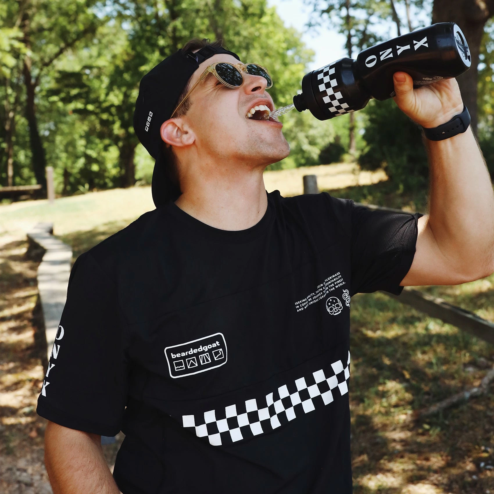 Onyx X Specialized Purist 22oz Water Bottle 5 Onyx X Specialized Purist 22oz Water Bottle - Image 3